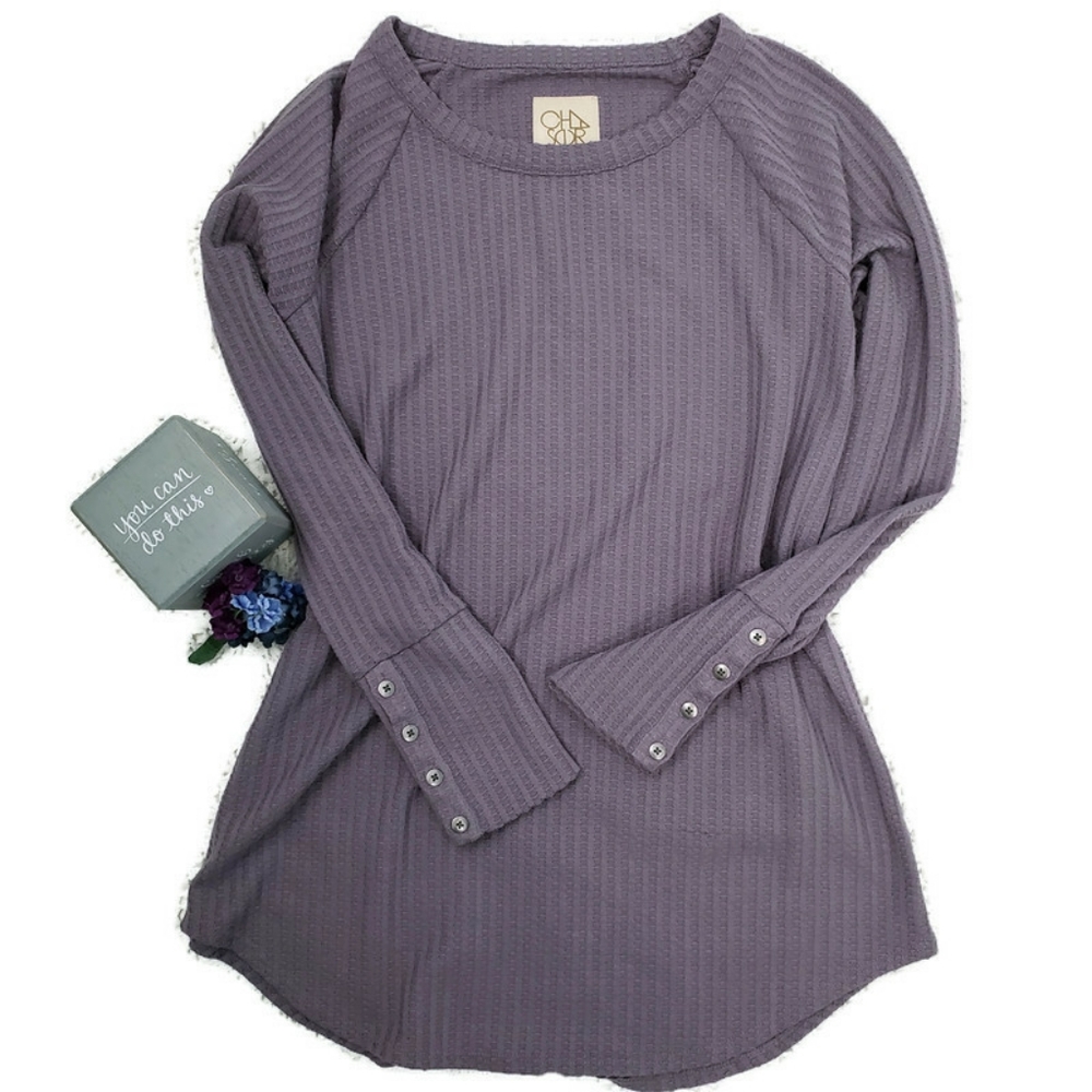 Chaser Thermal Tunic Tee Button Arm Detail